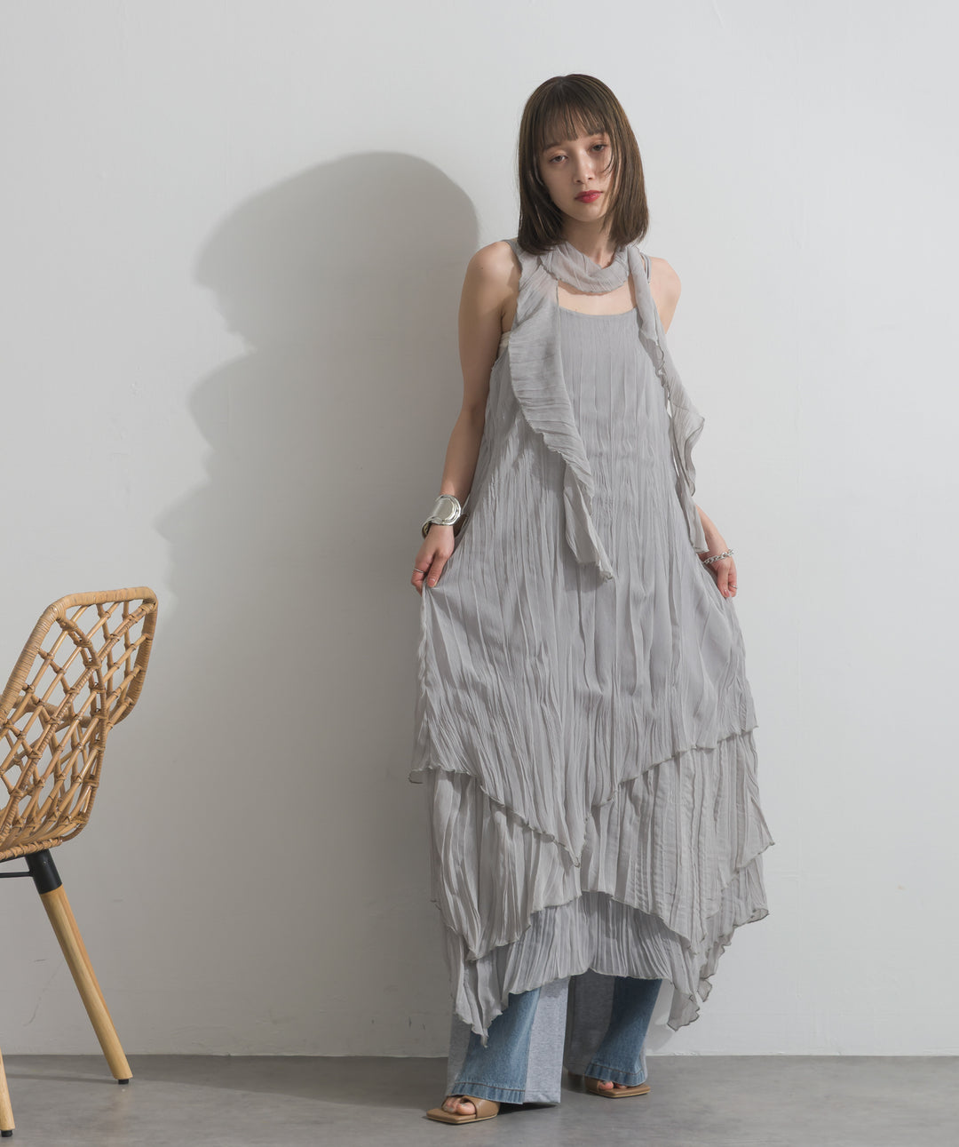 【SET】シアーシャーリングレイヤードキャミワンピース+サイドスウェットドッキングデニム(2set)