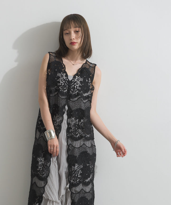 【SET】シアーシャーリングレイヤードキャミワンピース+フラワーデザインレースロングジレ+サイドスウェットドッキングデニム(3set)