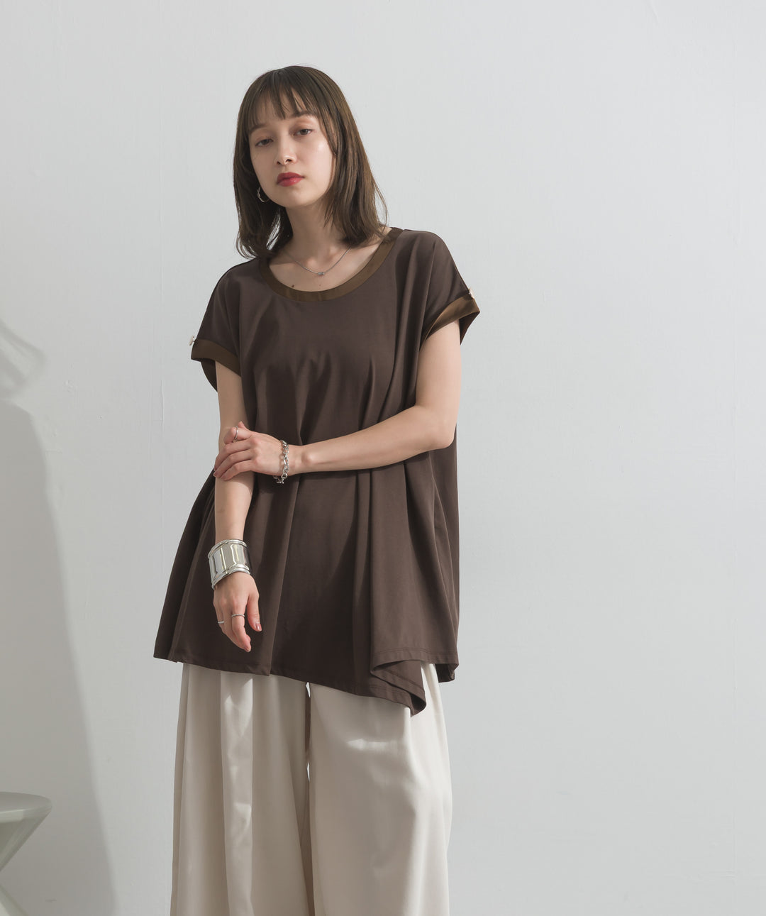 サテン部分使いアシメチュニックTシャツ
