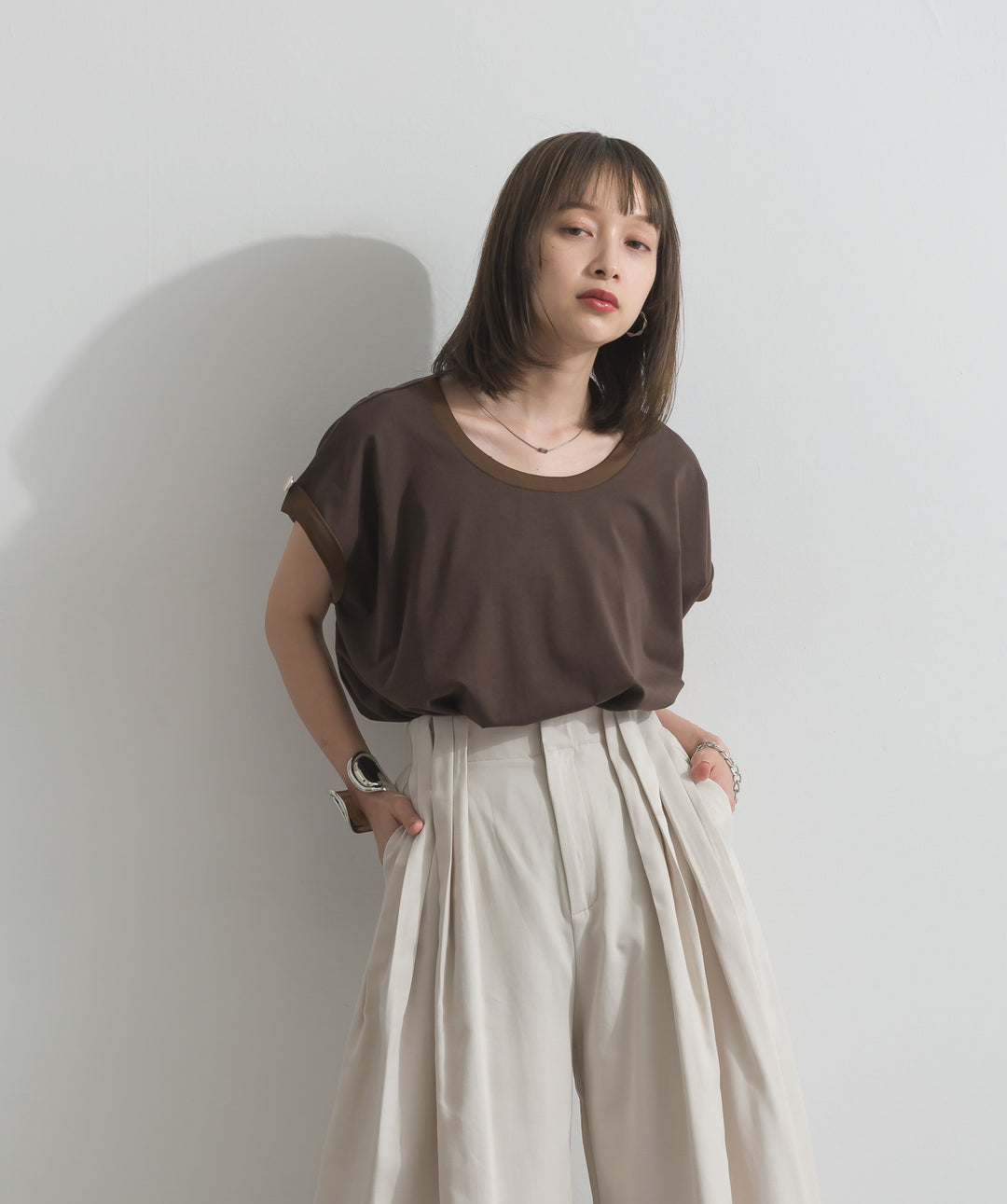 サテン部分使いアシメチュニックTシャツ