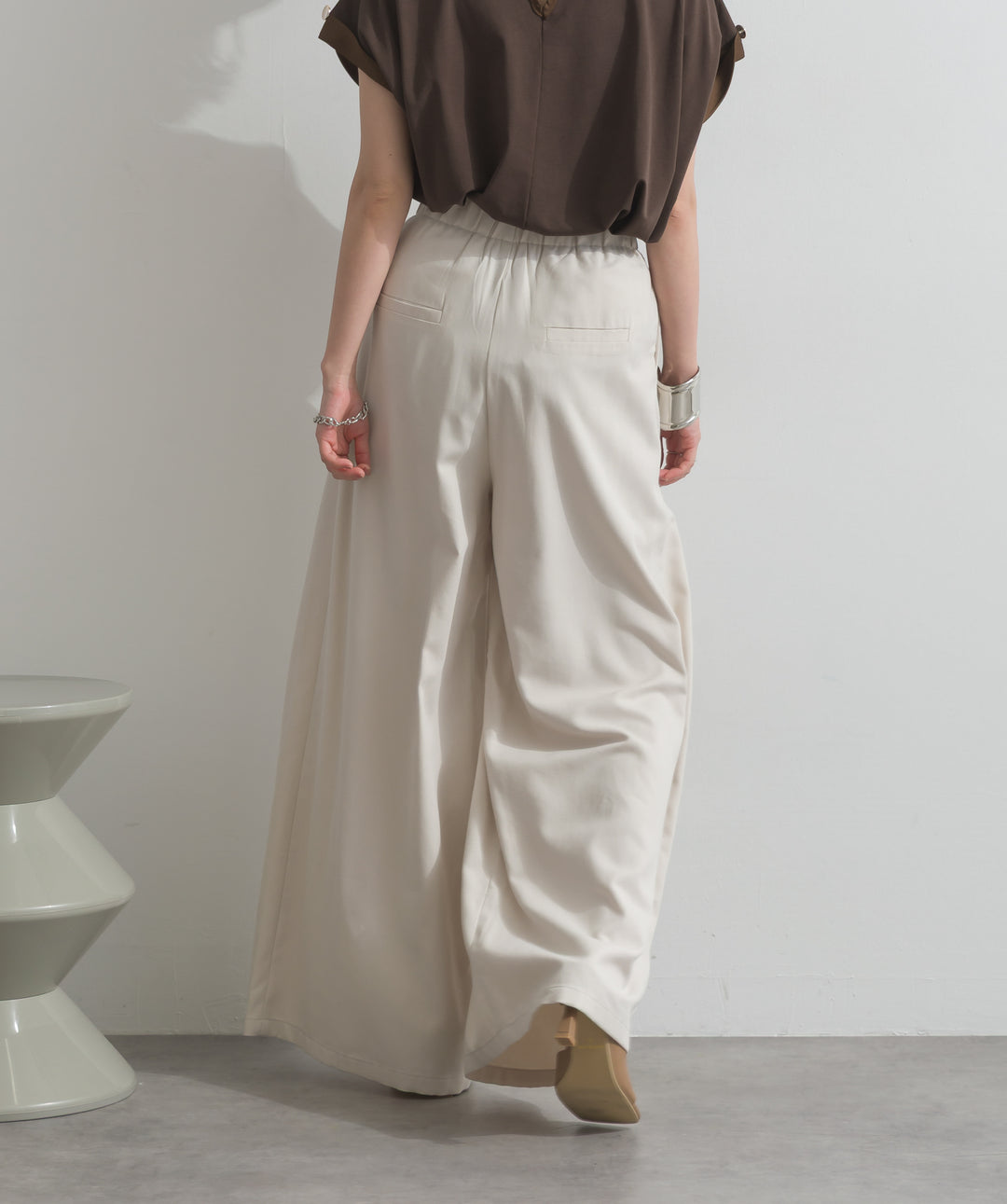 【SET】サテン部分使いアシメチュニックTシャツ+タックワイドパンツ(2set)