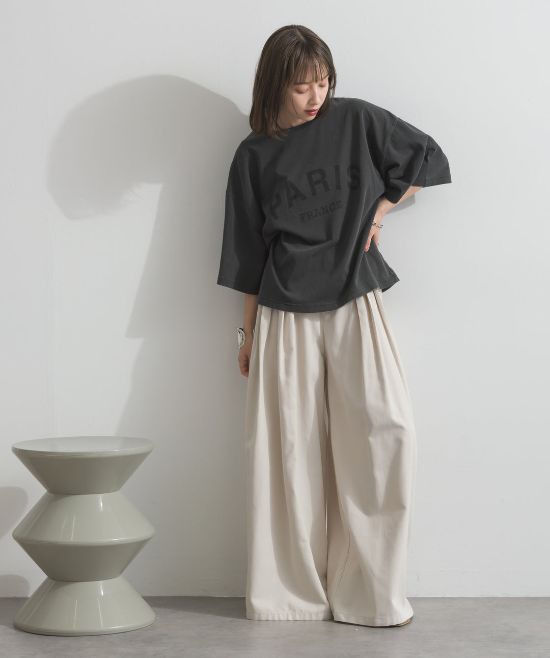ピグメントロゴプリントTシャツ