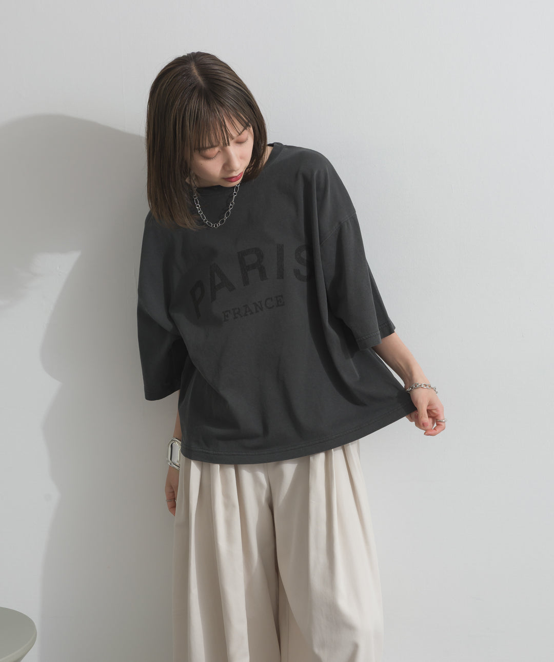 ピグメントロゴプリントTシャツ