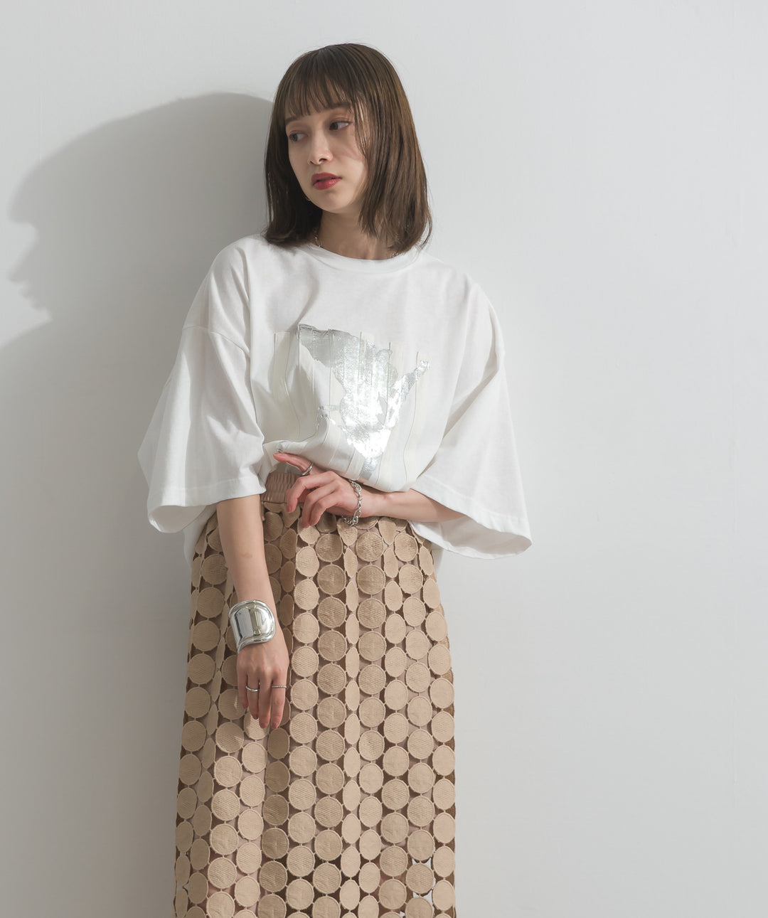 【SET】ニュアンス箔プリントTシャツ+サークルモチーフシアーロングスカート(2set)
