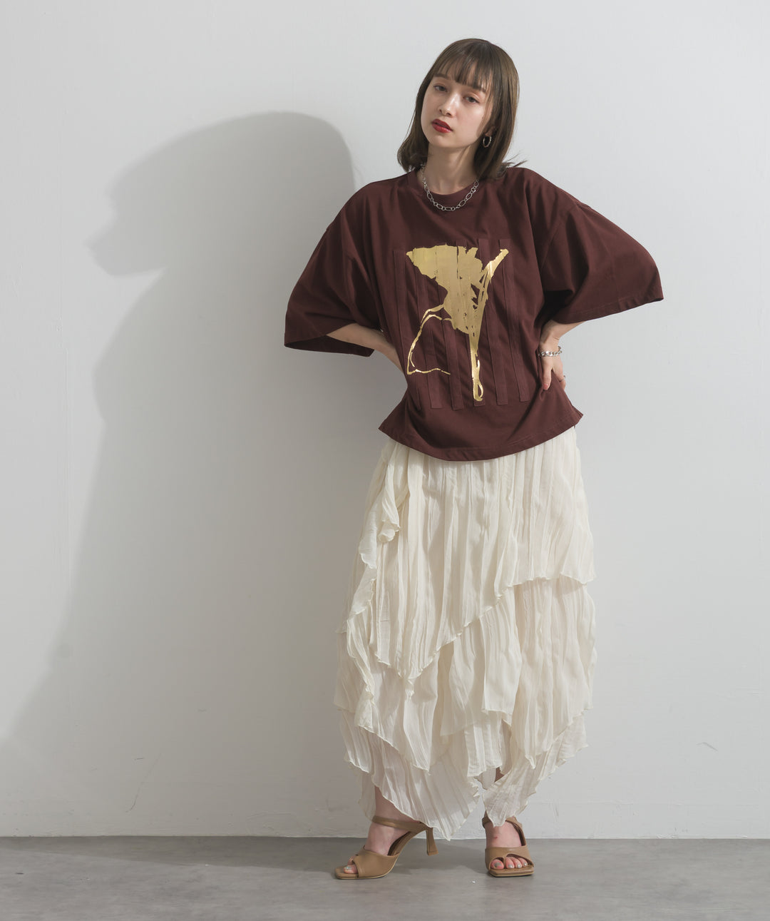 【SET】ニュアンス箔プリントTシャツ+シアーシャーリングレイヤードキャミワンピース(2set)