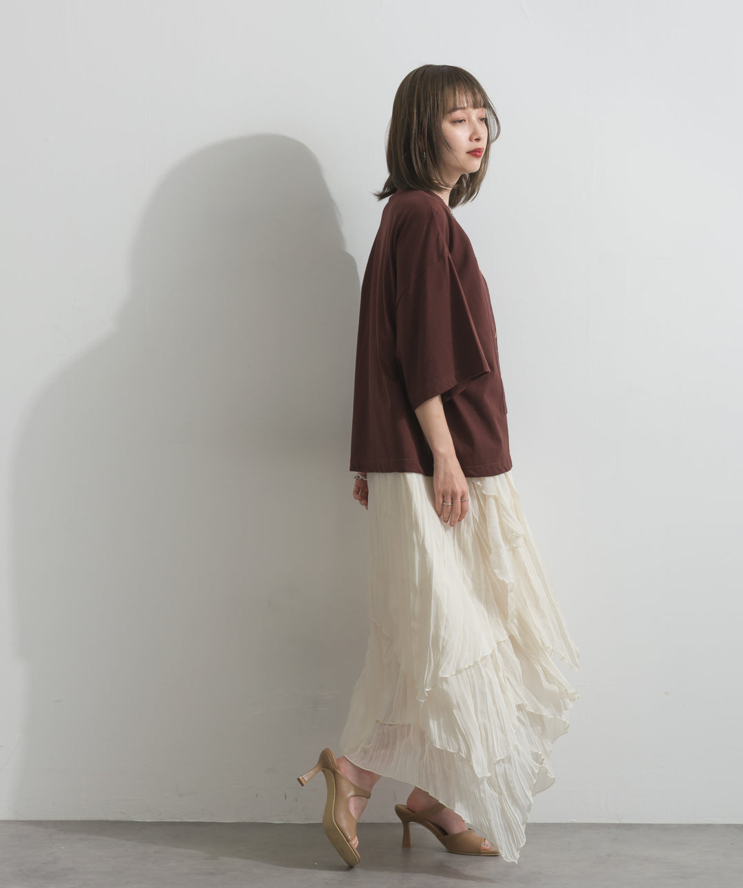 【SET】ニュアンス箔プリントTシャツ+シアーシャーリングレイヤードキャミワンピース(2set)