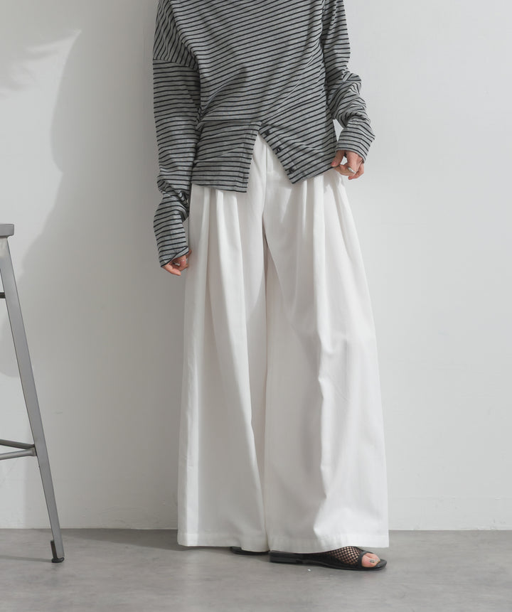 タックワイドパンツ