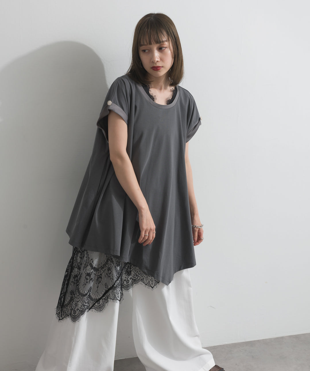 サテン部分使いアシメチュニックTシャツ