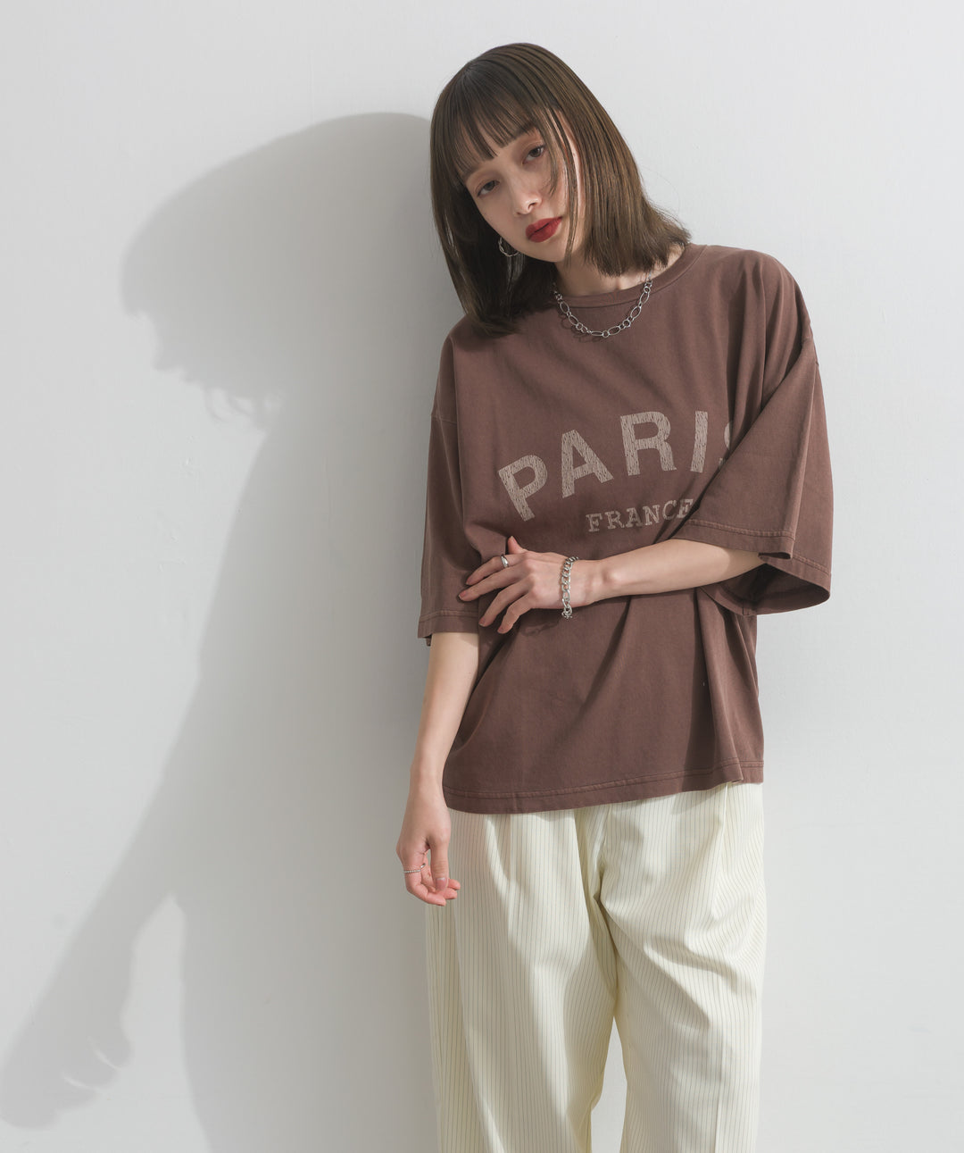 ピグメントロゴプリントTシャツ