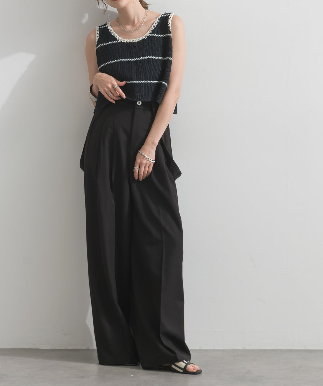 【SET】配色ラインペプラムニットタンクトップ+2WAYラップデザインサロペットパンツ(2set)
