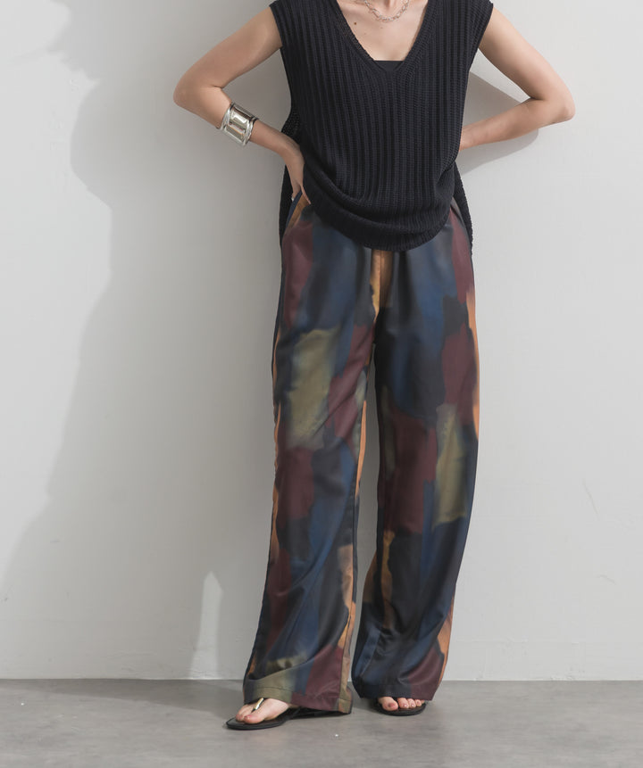 水彩総柄シアーパンツ