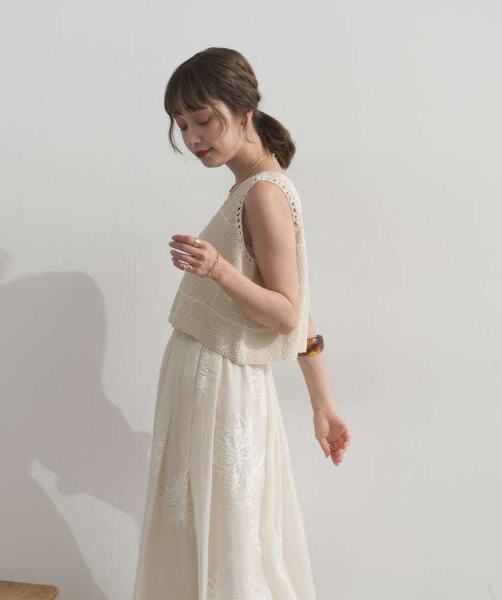 【SET】配色ラインペプラムニットタンクトップ+フラワー刺繍シアースカート(2set)