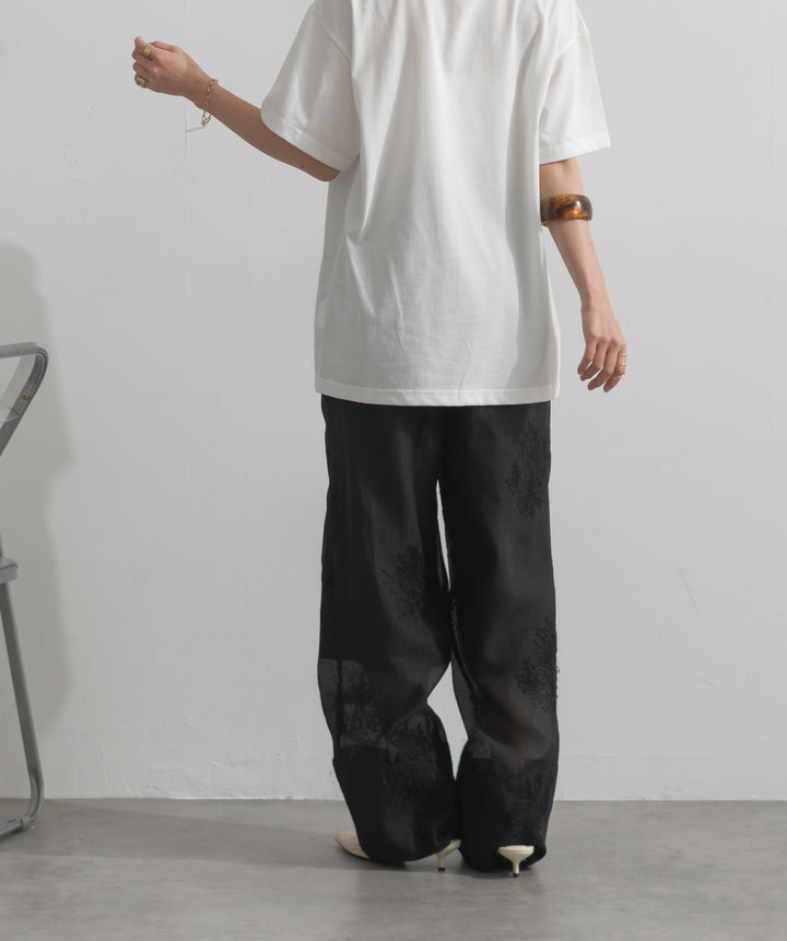 【SET】レースロゴ刺繍Tシャツ+フラワー刺繍シアーパンツ(2set)