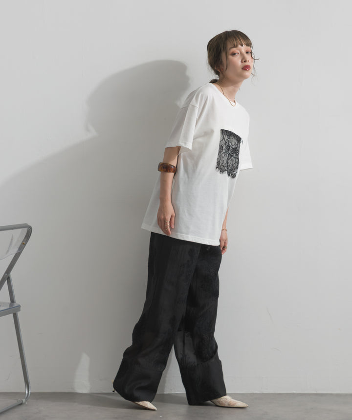 レースロゴ刺繍Tシャツ