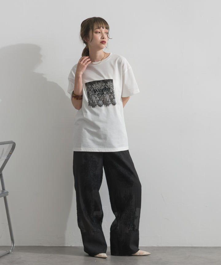 レースロゴ刺繍Tシャツ