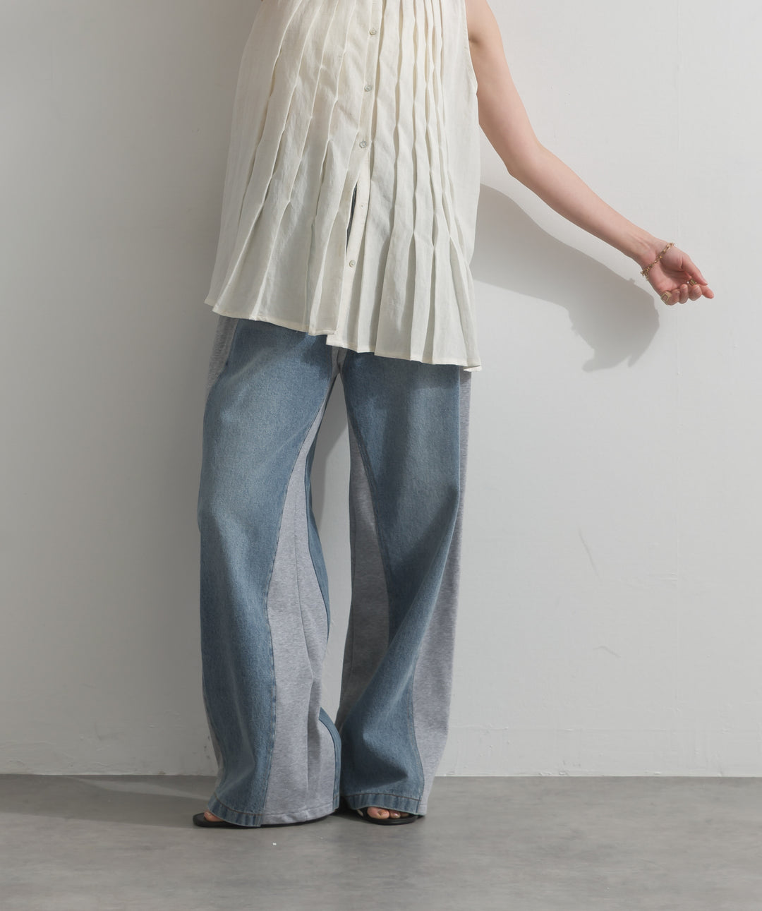 【SET】タックデザインノースリーブブラウス+サイドスウェットドッキングデニム(2set)