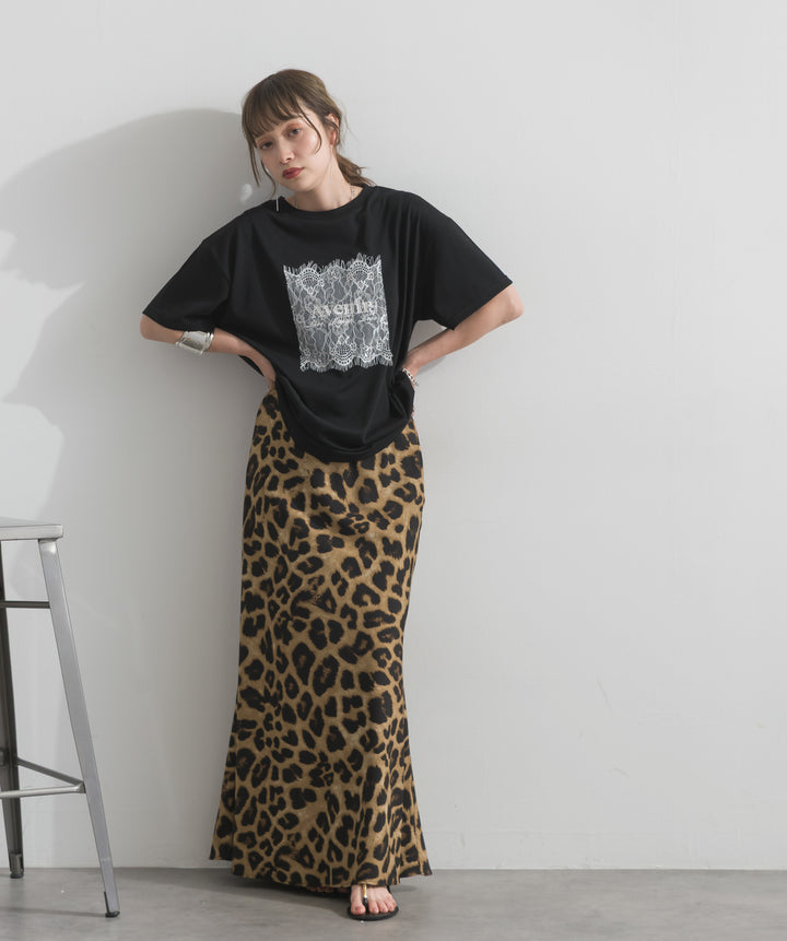 【SET】レースロゴ刺繍Tシャツ+レオパードサテンナロースカート(2set)