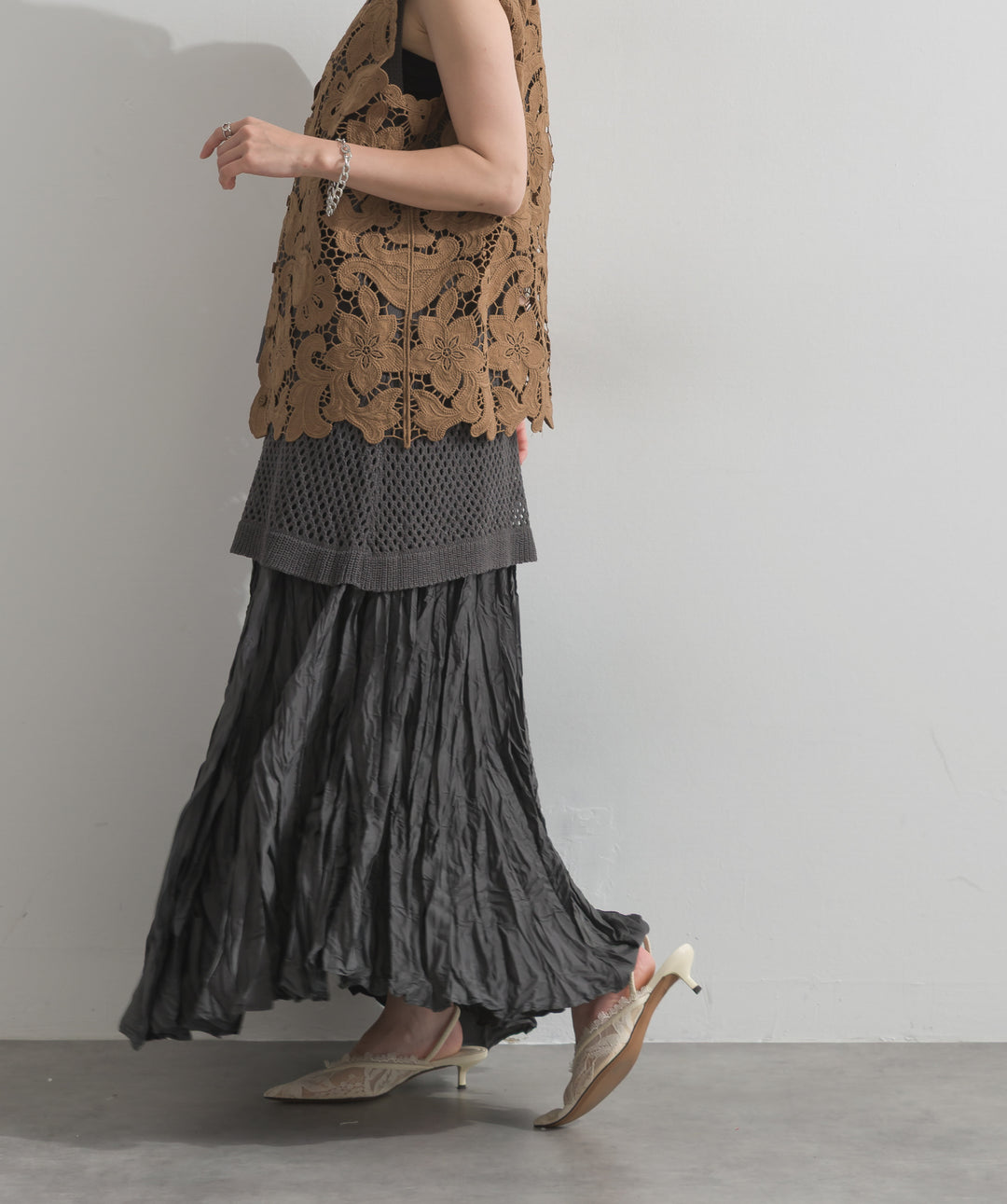 【SET】フラワーレースVネックノースリーブトップス+ニットタンク×メッシュラップスカートセット+ワッシャープリーツロングスカート(3set)