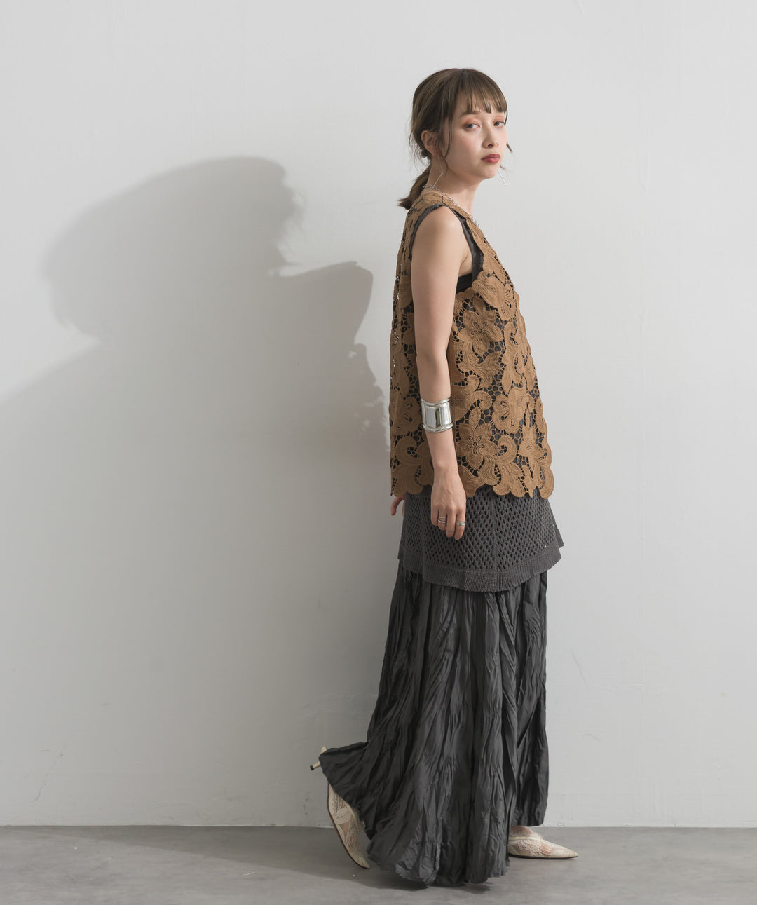 【SET】フラワーレースVネックノースリーブトップス+ニットタンク×メッシュラップスカートセット+ワッシャープリーツロングスカート(3set)