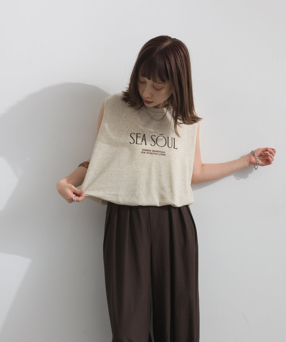 ロゴノースリーブバルーントップス