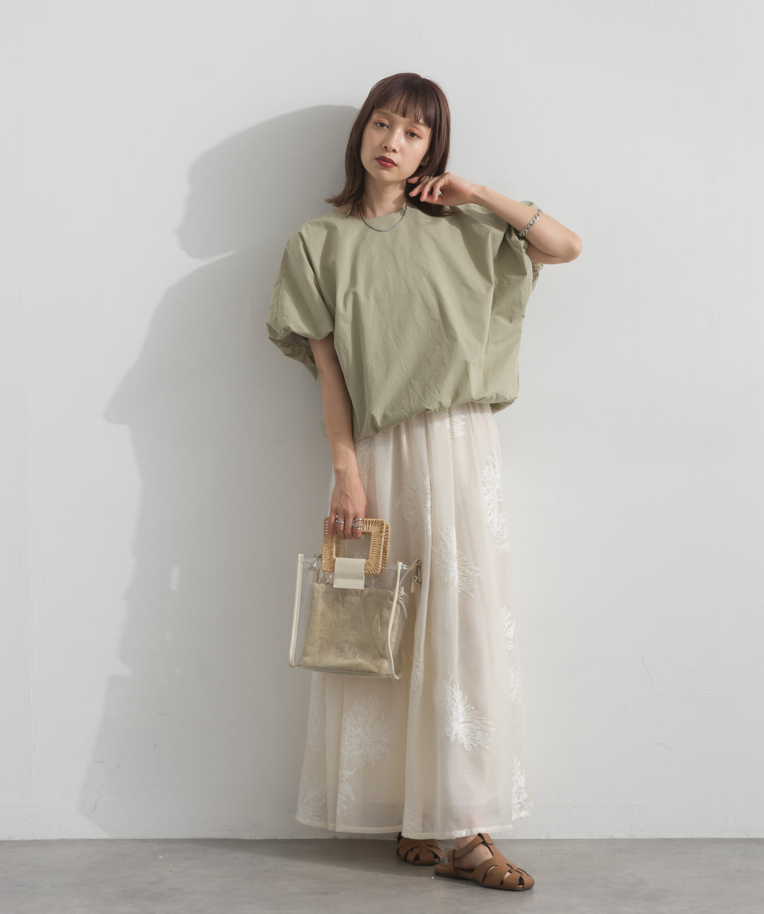 【SET】バルーンシルエットブラウス+フラワー刺繍シアースカート(2set)