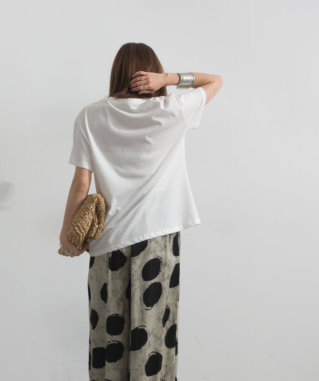 ロゴクルーネックTシャツ
