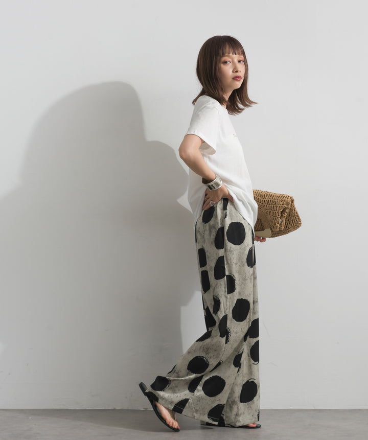 ロゴクルーネックTシャツ