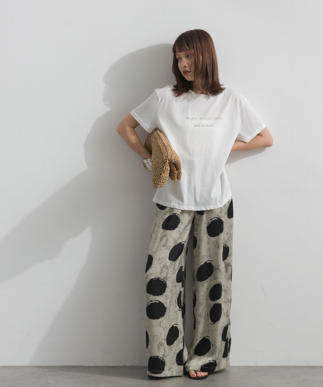 ロゴクルーネックTシャツ