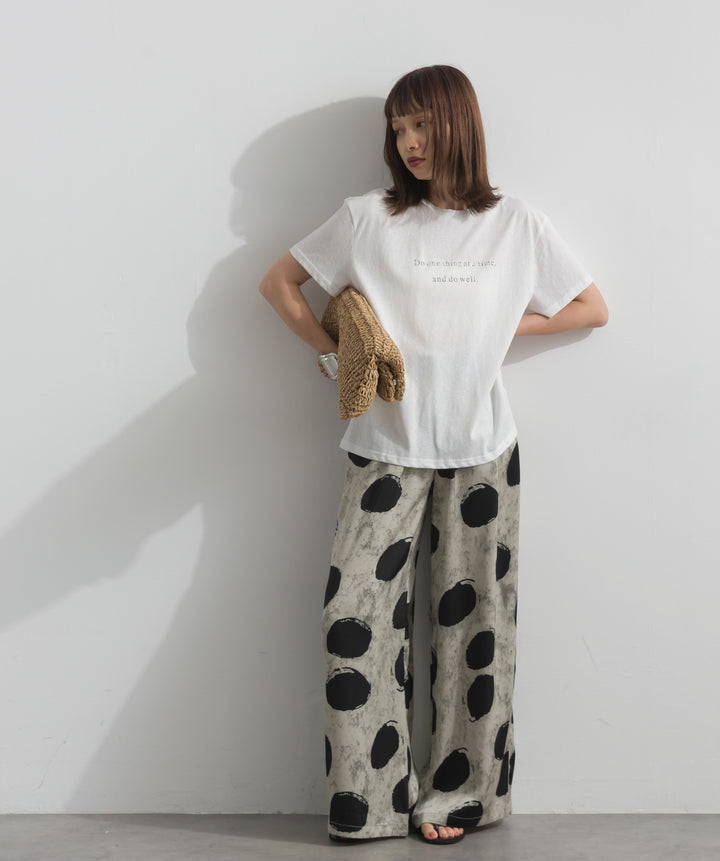 ロゴクルーネックTシャツ
