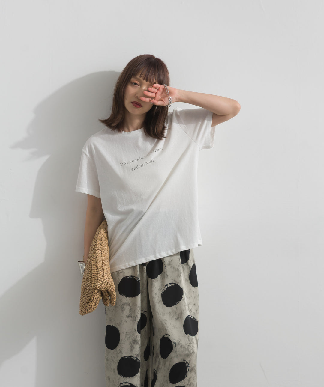 ロゴクルーネックTシャツ