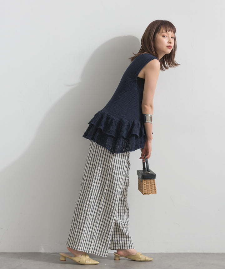 透かし編みフリルベスト
