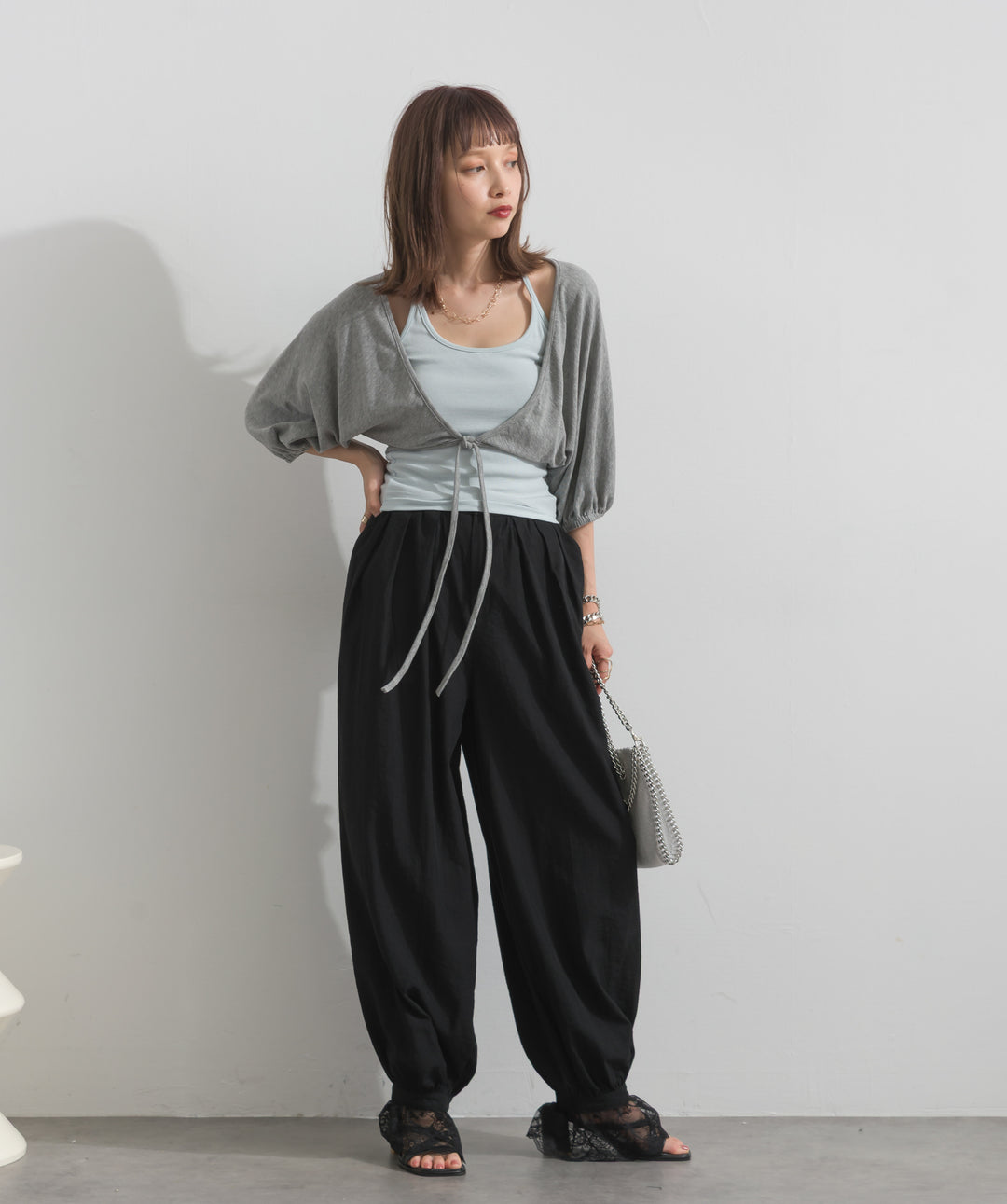 レースヘムバルーンパンツ