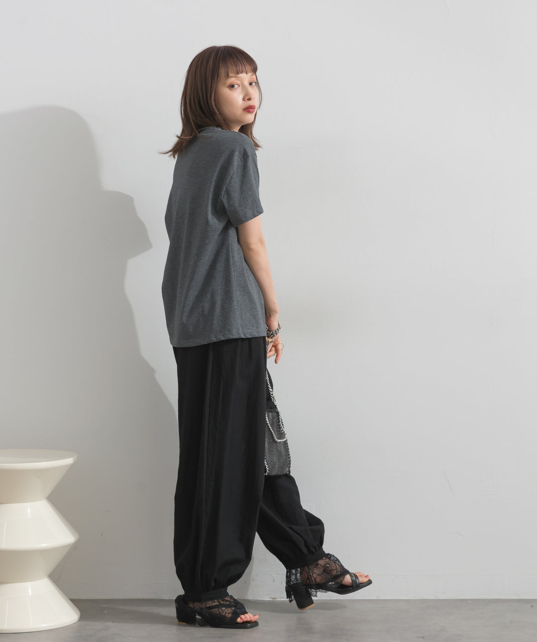 【SET】ロゴクルーネックTシャツ+レースヘムバルーンパンツ(2set)