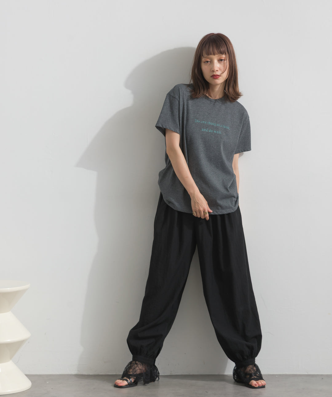【SET】ロゴクルーネックTシャツ+レースヘムバルーンパンツ(2set)