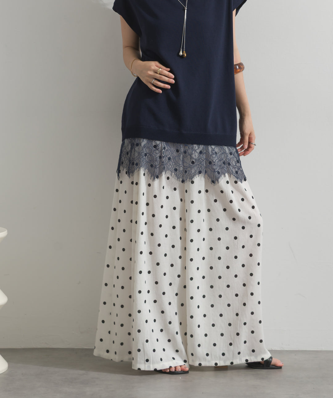 【SET】]レースアクセントノースリーブトップス+グラフィックプリントワイドパンツ(2set)