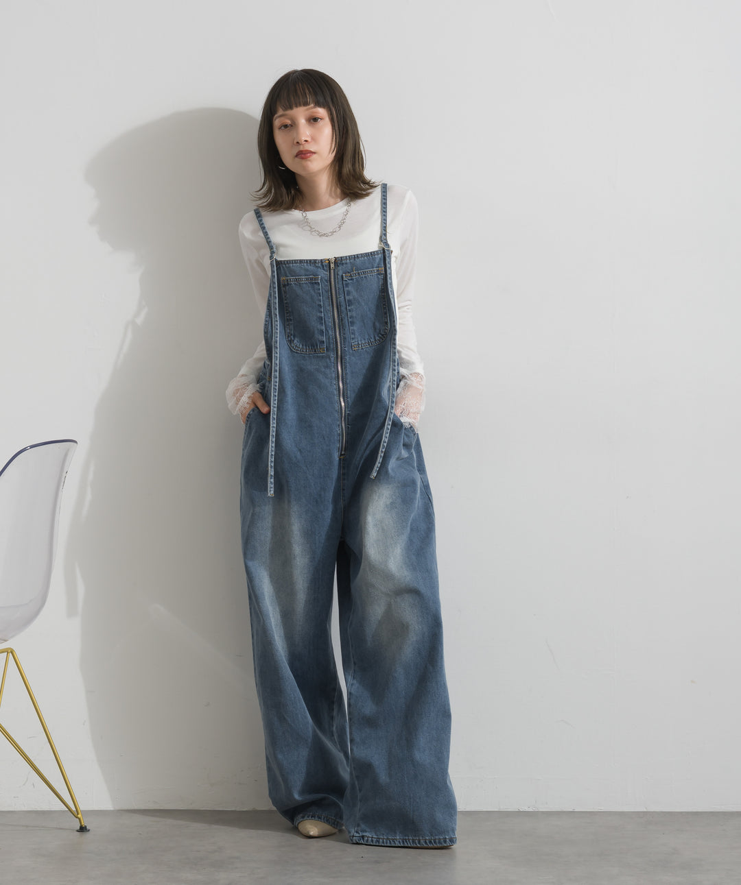 フロントジップデザインデニムサロペット