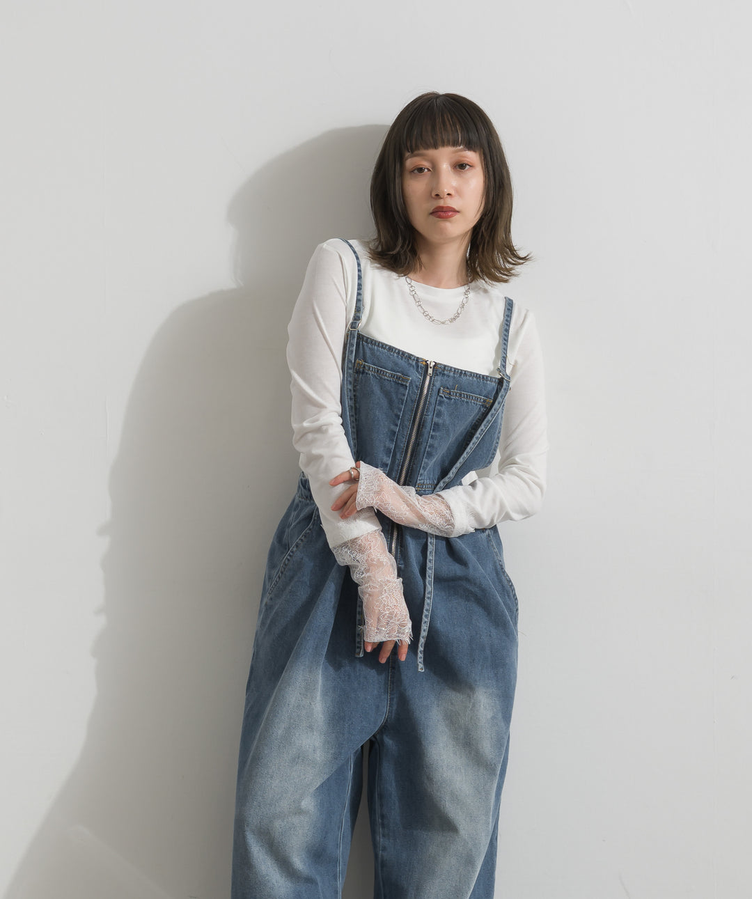 フロントジップデザインデニムサロペット