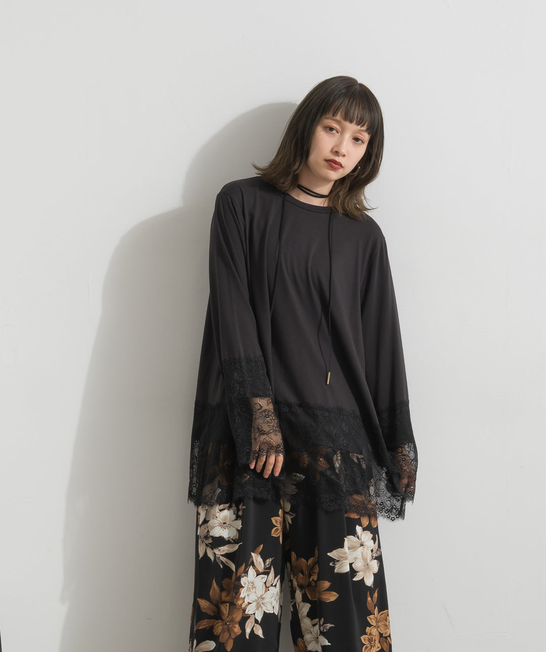レースドッキングロングスリーブトップス