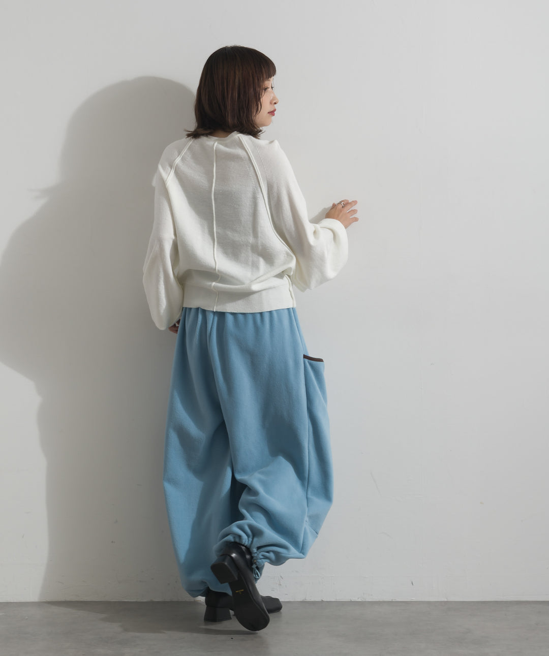 ヘンリーネックボリュームスリーブニット