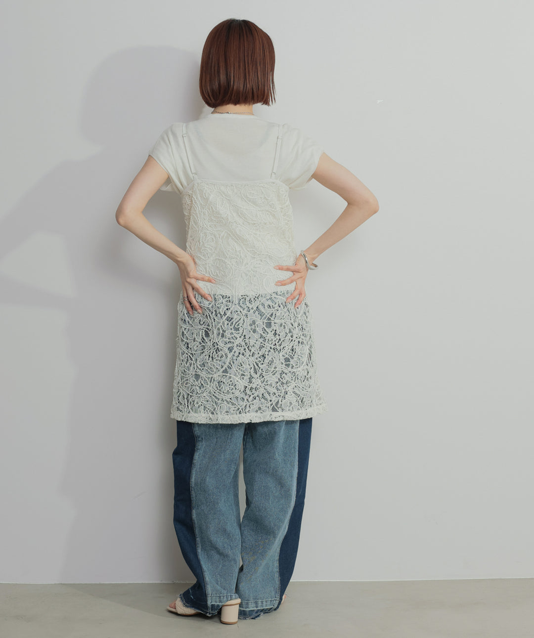 コントラストカラーデニムパンツ