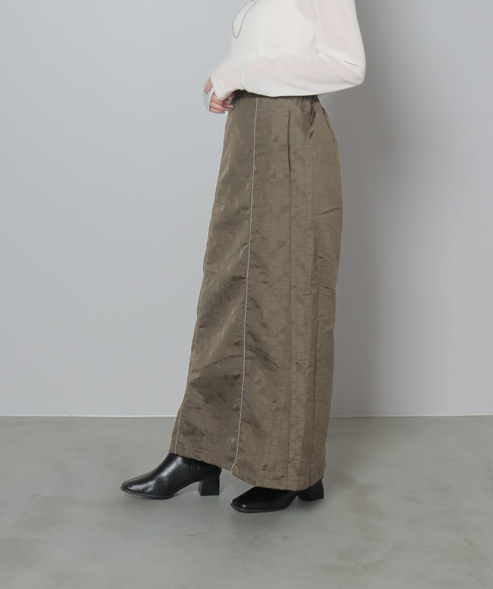 ジオメトリックパイピングスカート