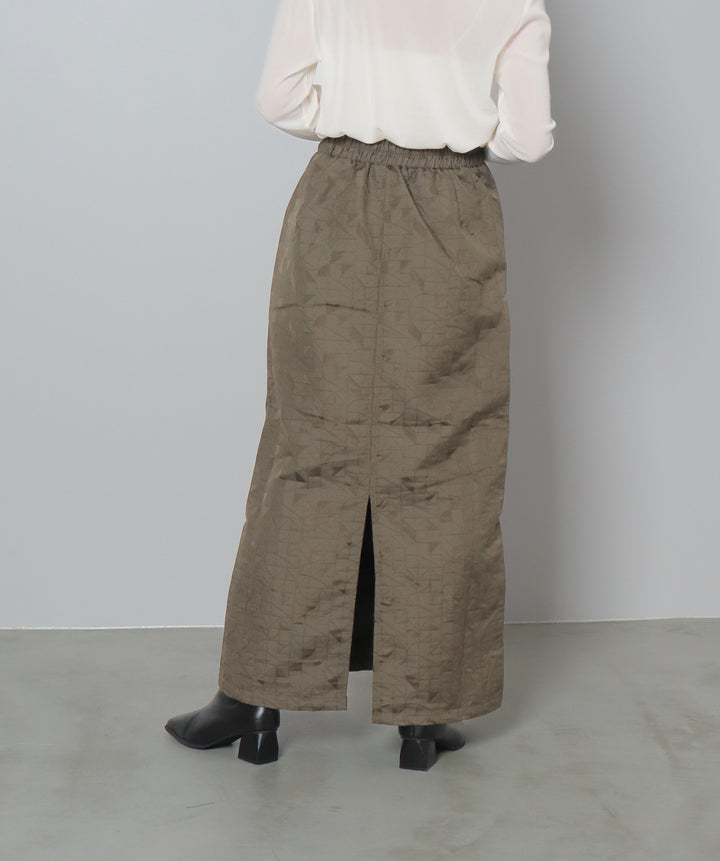 ジオメトリックパイピングスカート